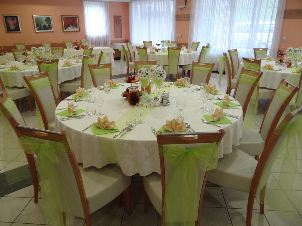 Rooms Hochkraut Целе Экстерьер фото