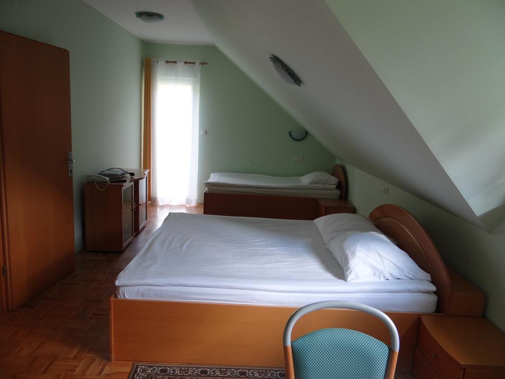 Rooms Hochkraut Целе Экстерьер фото